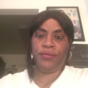 Hi, Meet your Posher Lisa